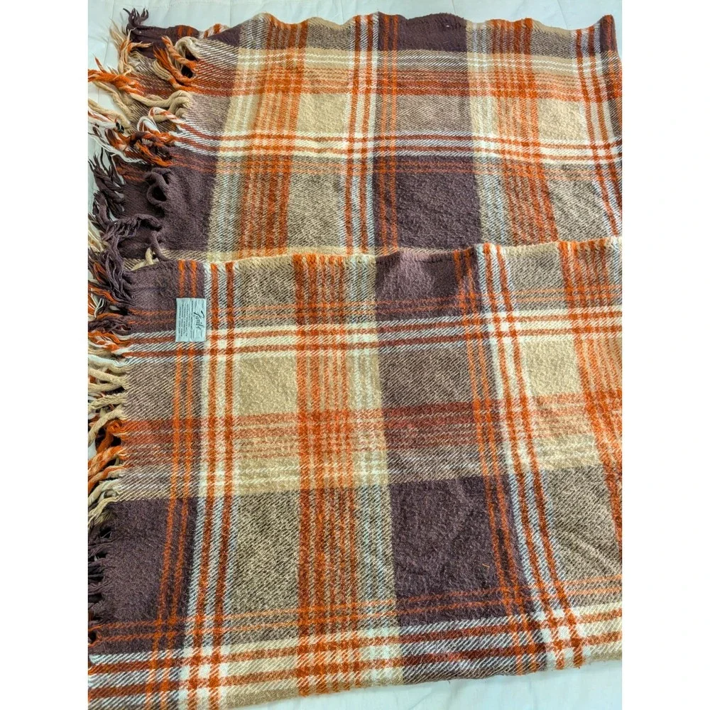 Faribo Plaid Tartan Throw‎ Blanket Fringe Brown Acrylic Made in USA Vintage